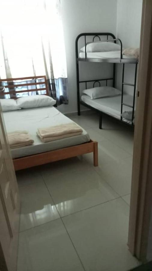 Zr D'Jembal Homestay, Gong Badak Kuala Terengganu Exterior foto